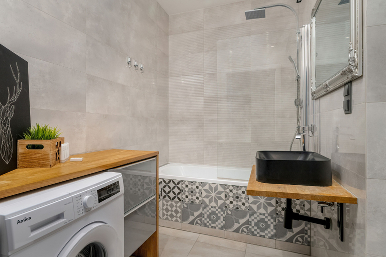 Bathroom 4, Convenient Apartment in Poznań, Poznań City