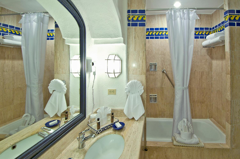 Bathroom 5, PUEBLO BONITO LOS CABOS BLANCO ALL INCLUSIVE, La Paz