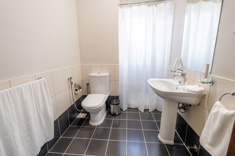 Bathroom, Mabaat - Al Shurooq 76 - 645