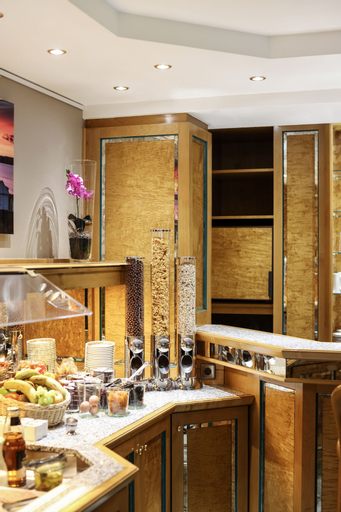 Food & Drinks 3, Hotel Christophe Colomb, Luxembourg