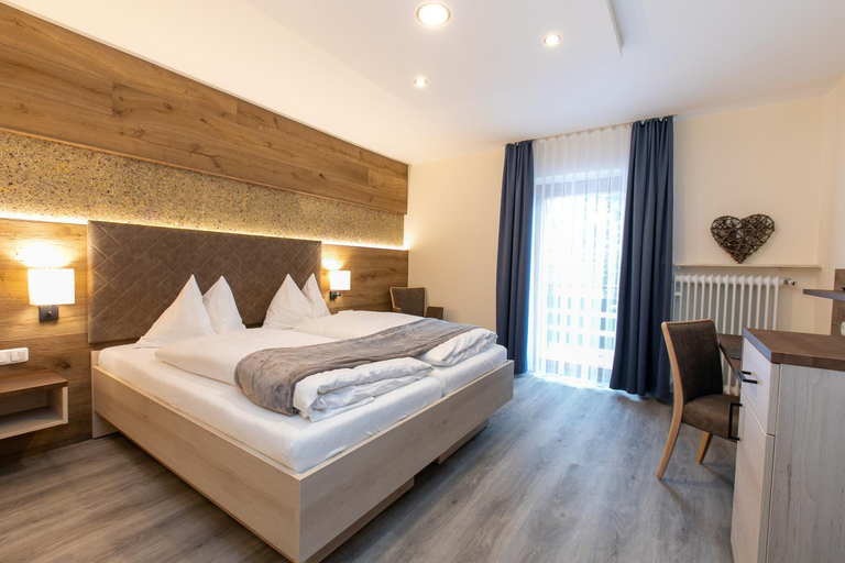 Bedroom 3, Hotel am Wald, Bad Tölz-Wolfratshausen