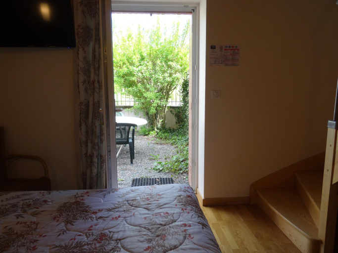 Bedroom 3, Hotel Restaurant de la Poste, Loire