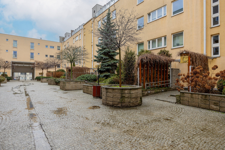 Exterior & Views 2, Warsaw Apartment With Terrace by Renters, Warsaw