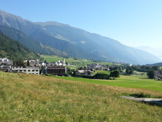 Others 3, Hotel Chavalatsch, Inn