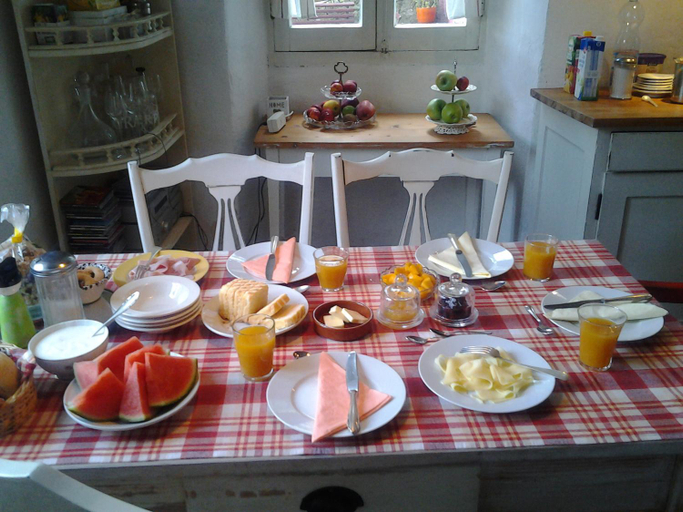 Food & Drinks 5, Casa Rosalie, Imperia