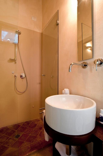Bathroom 4, Agriturismo Le Case, Perugia
