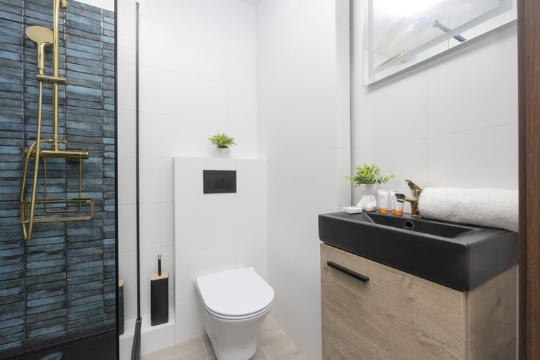 Bathroom 4, Żoliborz Modern 8th Floor by Renters, Warsaw
