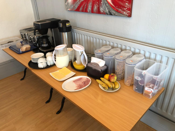 Food & Drinks 5, The Clee Hotel - Cleethorpes, Grimsby, Lincolnshire, Lincolnshire