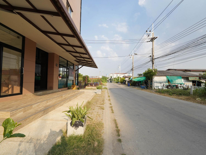 Others 5, RoomQuest SPS Hotel and Residence, Khlong Luang