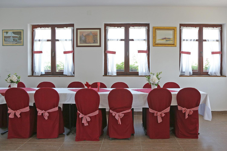 Others 4, Bed & Breakfast Ana, Darda
