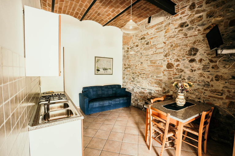 Dining Room 27
