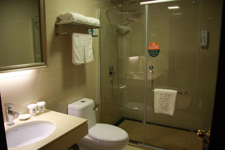 Bathroom 7