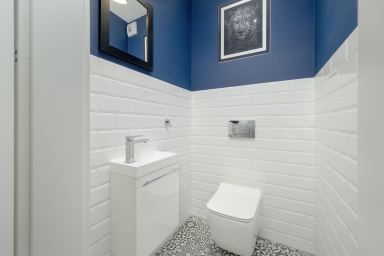 Bathroom 4, Apartment by Park in Wroclaw by Renters, Środa Śląska