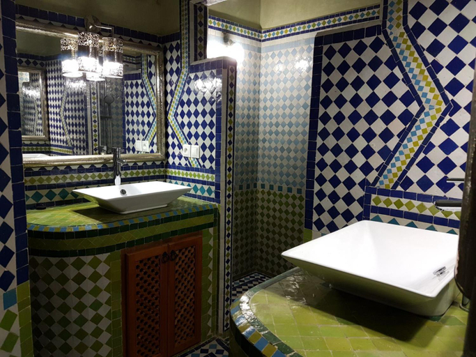 Bathroom 2, Riad Soleil d'Or, Fès