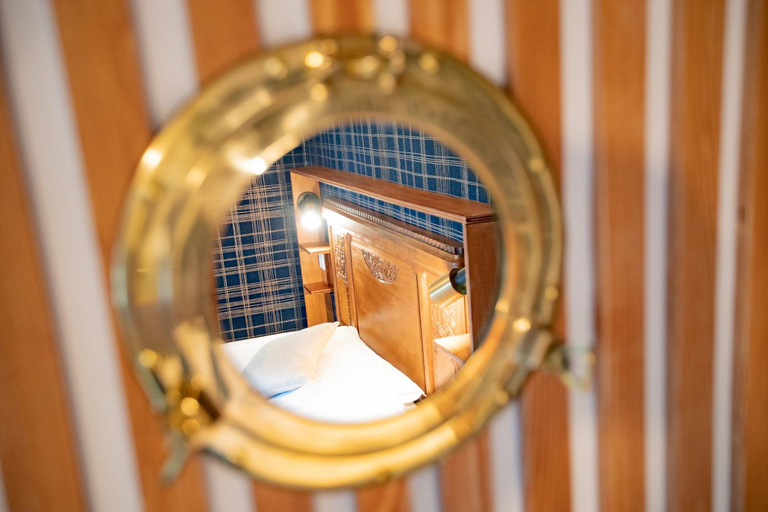 Bathroom 3, Hostellerie du Parc, Pyrénées-Atlantiques