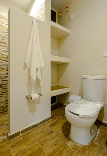 Bathroom 3, Condo Casa del Arbol, Cozumel