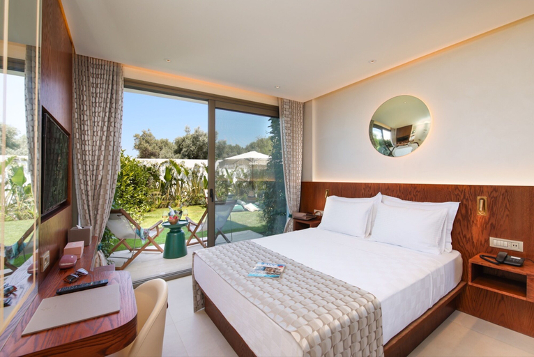 Bedroom 5, The Xon Hotel, Çeşme