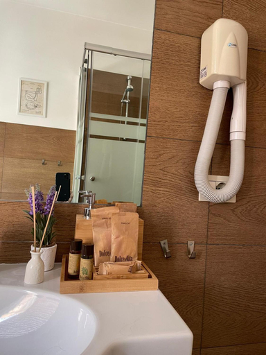 Bathroom 2, Anna Guest House, Rome