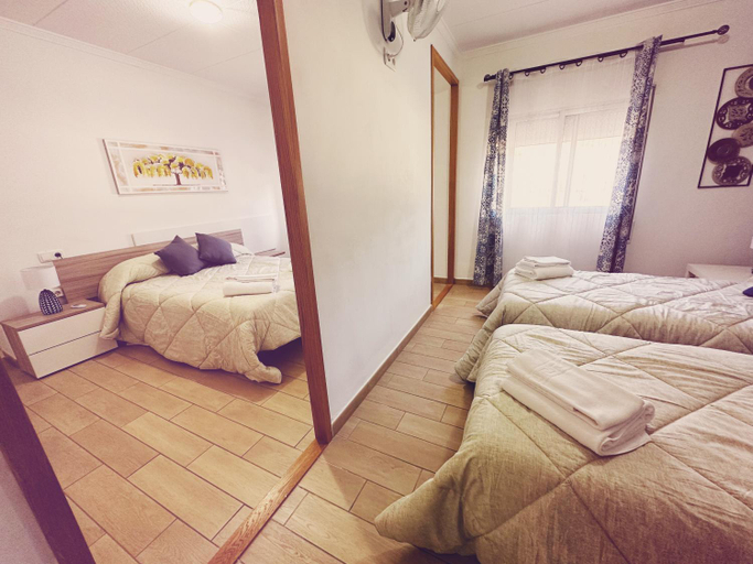 Bedroom 2, Fonda Aparicio, Teruel