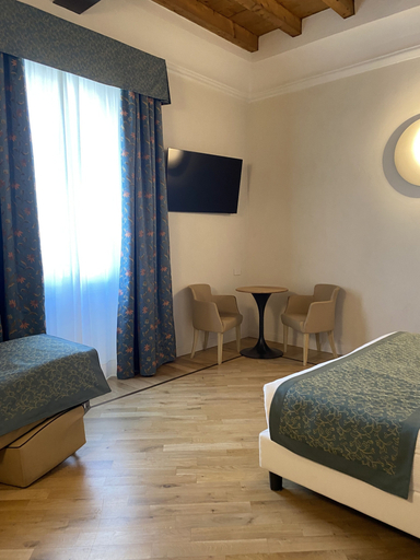 Bedroom 5, Ca' Uberti Home Boutique , Mantegna Hotels, Mantua