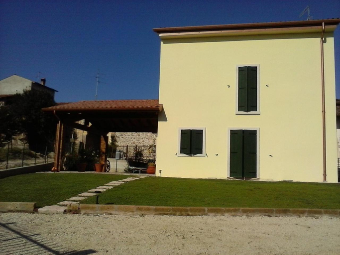 Others 4, B&B Gigetto, Verona