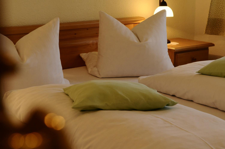 Bedroom 3, Hoarachhof, Innsbruck Land