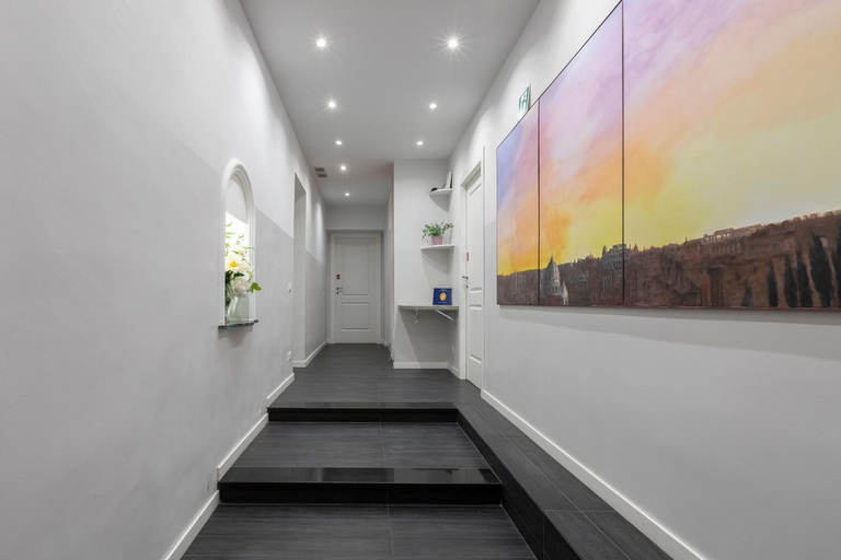 Public Area, Residenza Ottaviano 105 by Hili, Rome