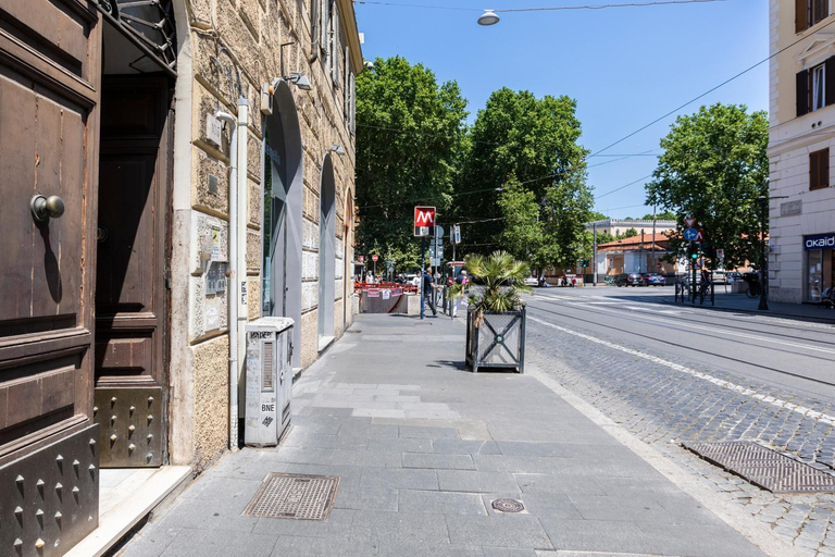Others 5, Residenza Ottaviano 105 by Hili, Rome