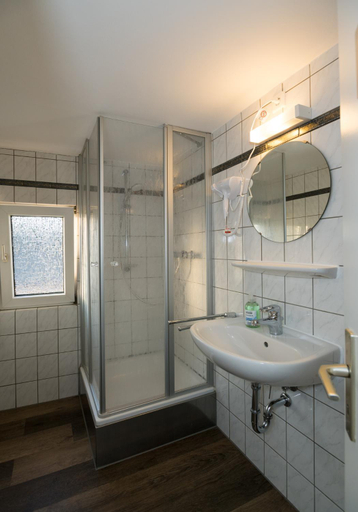 Bathroom 17