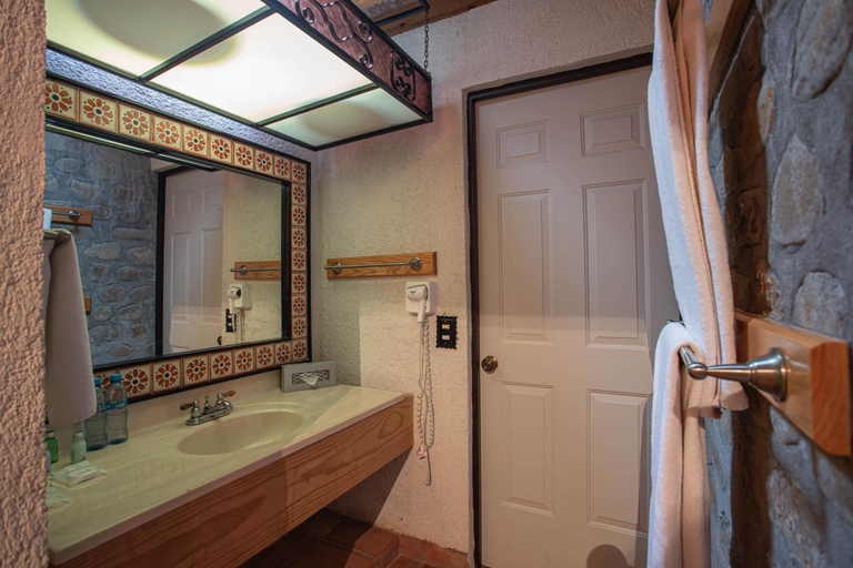 Bathroom 4, Termas de San Joaquin, Ramos Arizpe