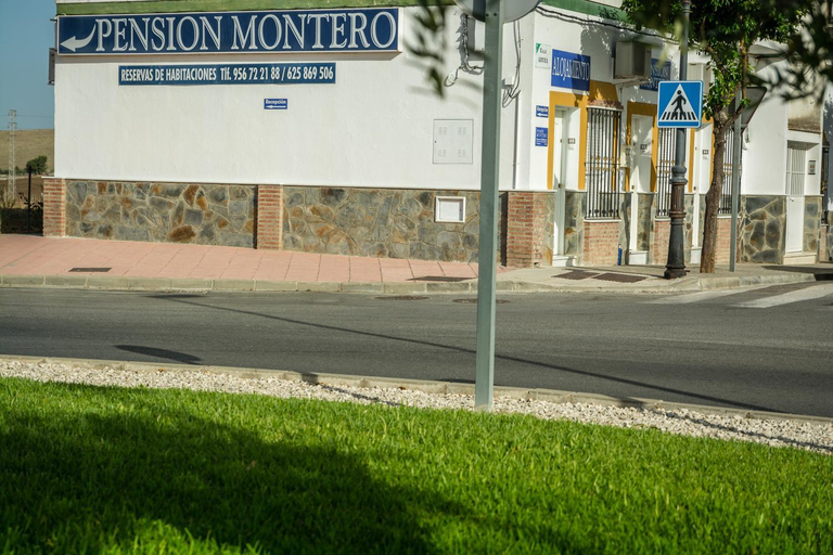 Entrance 5, Pension Montero, Cádiz