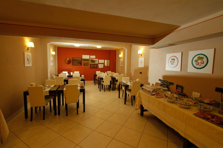 Food & Drinks 5, Albergo della Ceramica, Cuneo