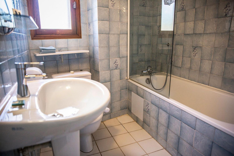 Bathroom 4, Hotel Du Soleil, Var