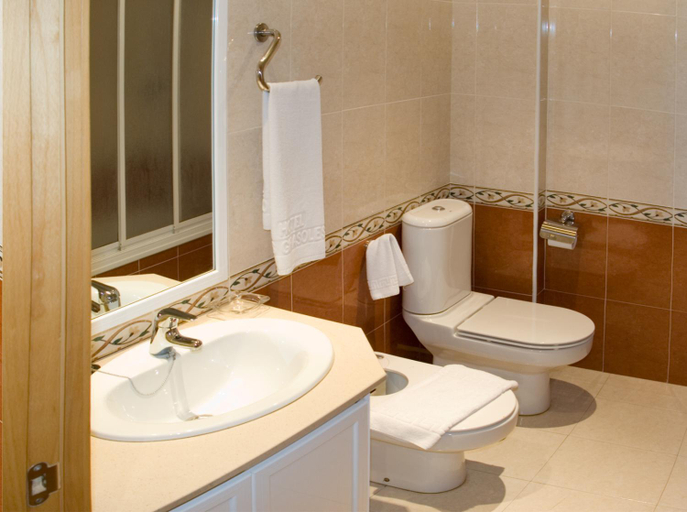 Bathroom 3, Hotel los Girasoles, Sevilla