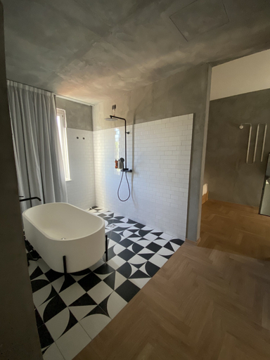 Bathroom 4, RE-Versiliana, Lucca