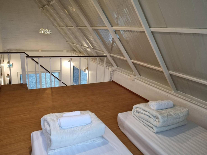 Bedroom 17
