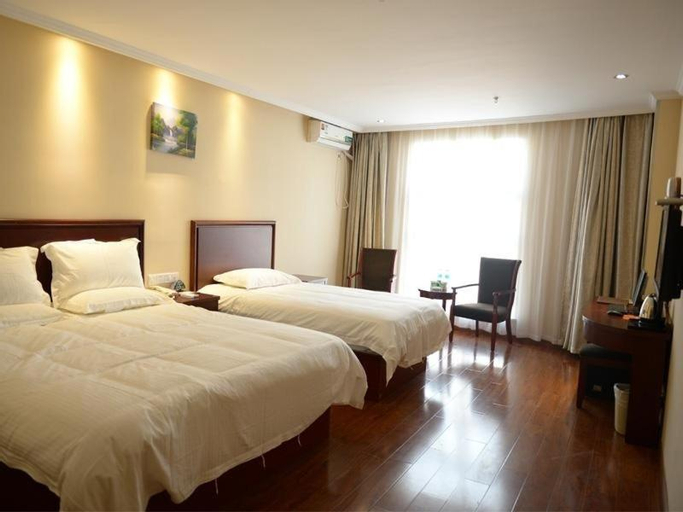 Bedroom 15