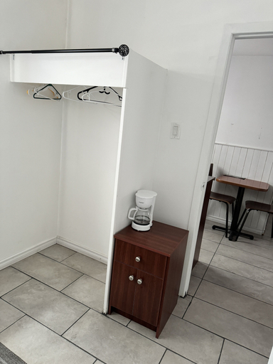 Bathroom 3, Espanola Motel, Sudbury