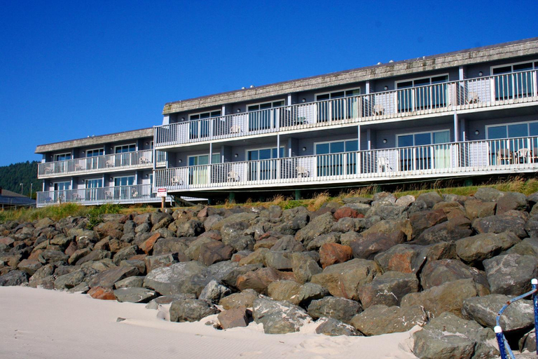 Exterior & Views 2, Surfside Resort, Tillamook