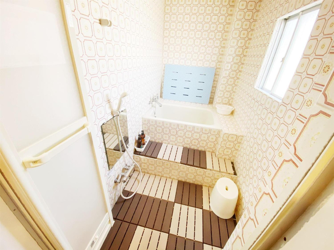 Bathroom 21
