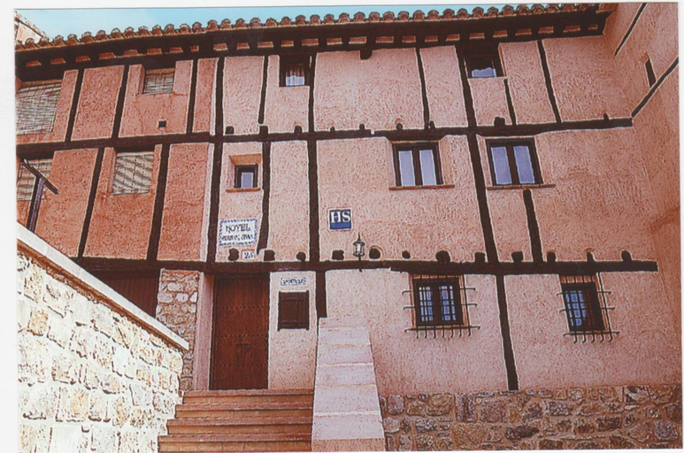 Others 4, Parada del Carmen, Teruel