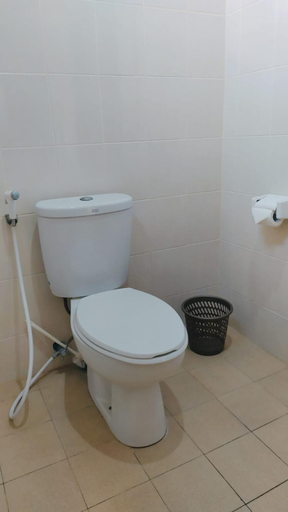 Bathroom 1, PURNAMA HOUSE KUTA, Badung
