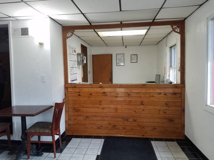 Others 2, Budget Inn - Keokuk, Lee