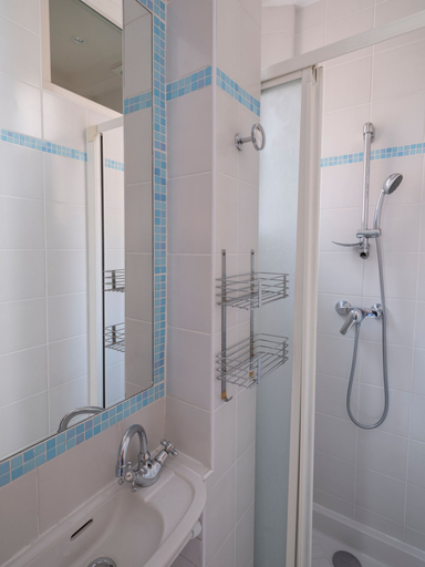 Bathroom 4, Paris Prestige Rousseau Residence, Paris