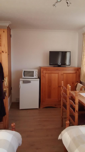 Others 5, HP Bed and Breakfast, Cheshire East