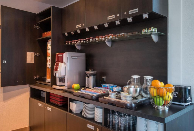 Food & Drinks 4, Nemea Appart'Hotel Green Side Biot Sophia Antipoli, Alpes-Maritimes