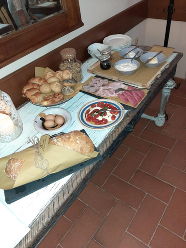 Food & Drinks 5, Baronka Bed & Breakfast & Bistrot, Rožnava