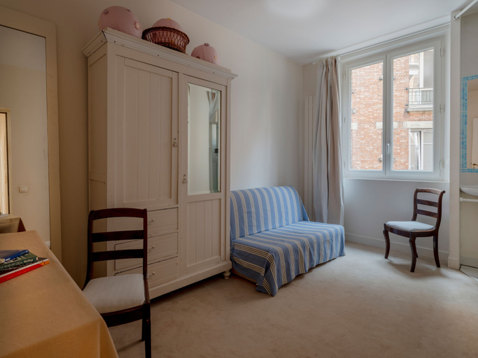 Bedroom 3, Paris Prestige Rousseau Residence, Paris