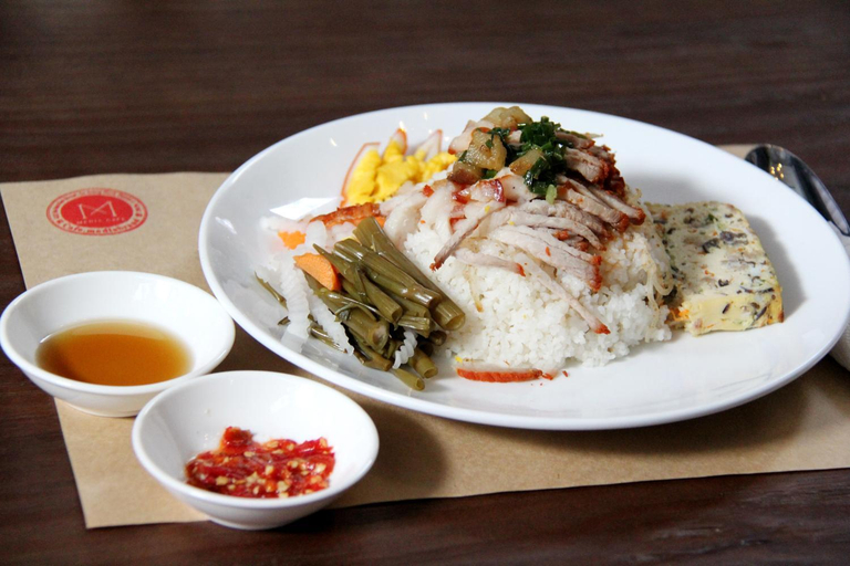 Food & Drinks 5, Modern 3BR Apartment • Kitchen • Washer • CHB, District 1