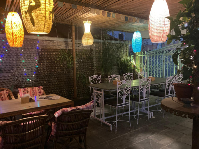 Food & Drinks 3, Hotel Nightinagle, Gandaki